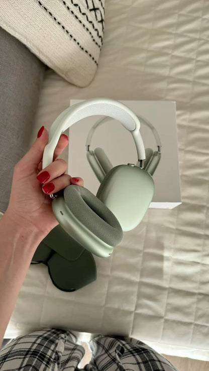 🎧 P9 Wireless Headphones – Pure Sound, Pure Freedom