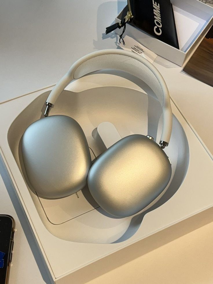 🎧 P9 Wireless Headphones – Pure Sound, Pure Freedom